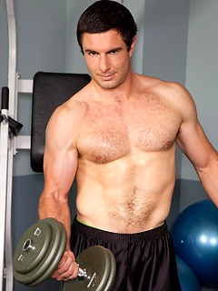 Landon Mark works out his hot jock muscles in the gym