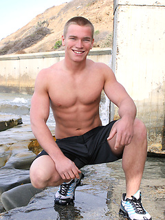 Muscle stud Zeke